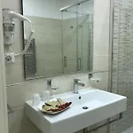 Serventi Longhi