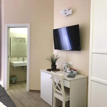 Hotel Serventi Longhi