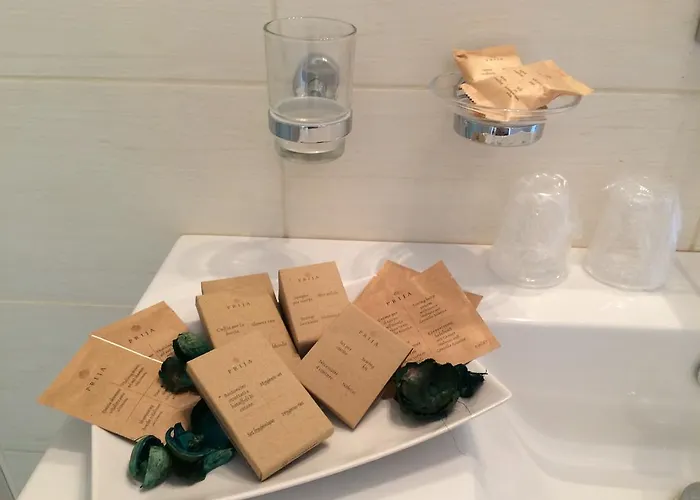 호텔 세르벤티 롱히 룸스 2*