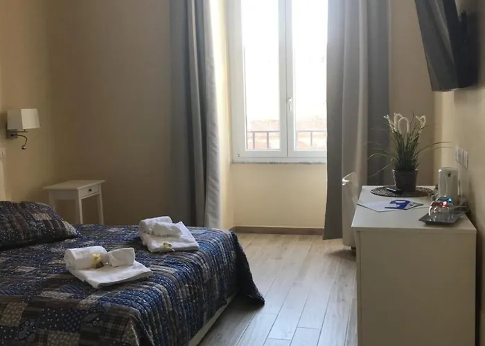 塞万提隆吉住宿加早餐旅馆 酒店 2*