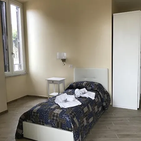 Serventi Longhi Rome
