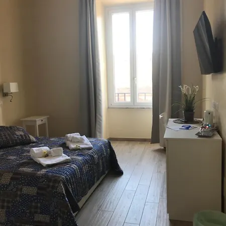 Serventi Longhi Guest house 2*