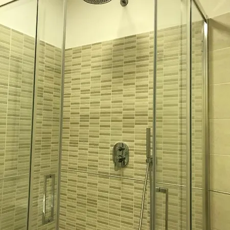 Serventi Longhi Guest house Rome